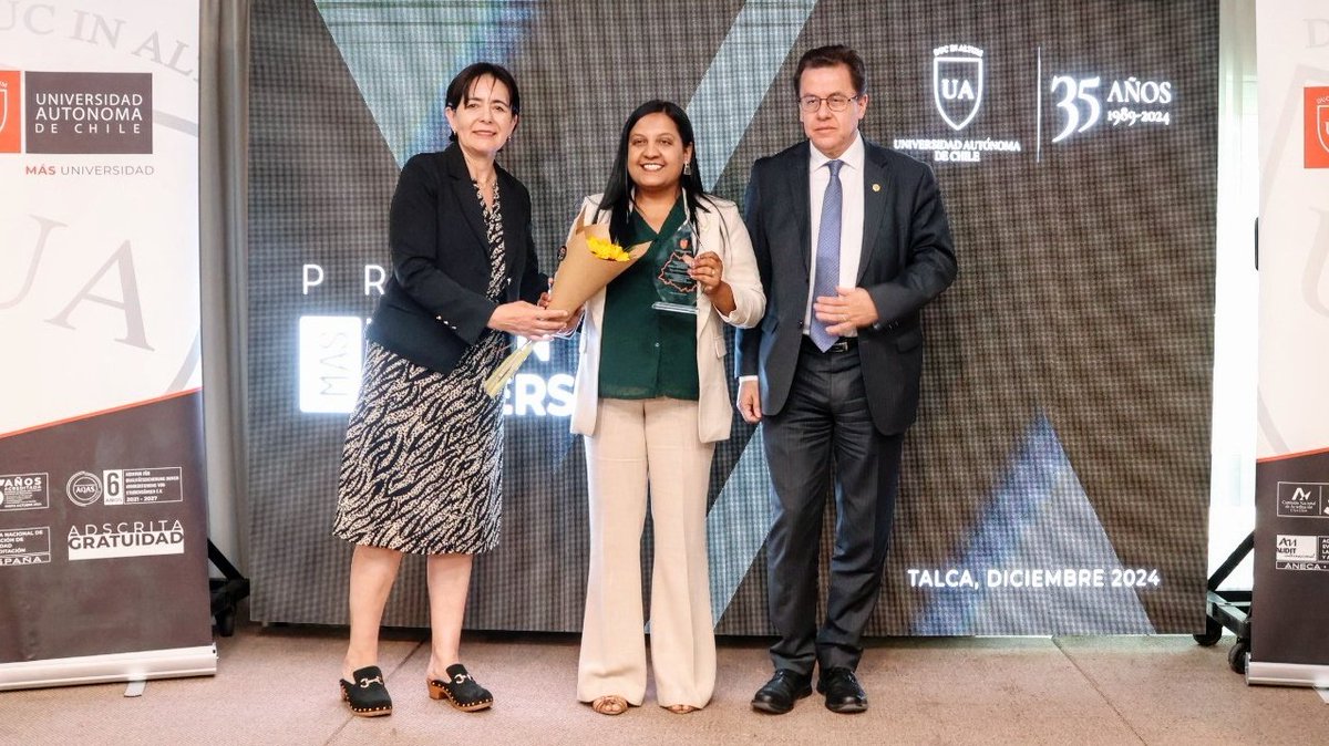 Genero_VRID's tweet photo. ♀️ Felicitamos a nuestras inspiradoras investigadoras del #ProgramaAutónomas, doctoras Yaneris Mirabal Gallardo y Aparna Banerjee, que fueron reconocidas en los premios "Más Región Más Universidad" en la categoría "Ciencia, Tecnología e Innovación" de @autonomadechile (Talca) 👩🔬 https://t.co/T8Vglti3TT