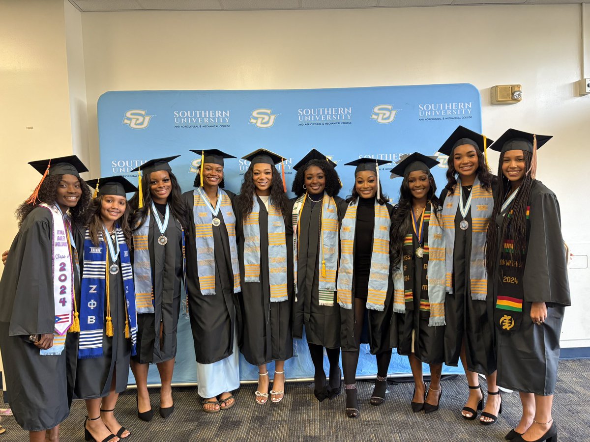 southernu_wso's tweet image. Today and always we celebrate our Graduates. Each has impacted this program in a tremendous way. Forever paving the way for greatness. Congratulations on earning you Degree🎉
#StricklyBusiness | #2024Graduate