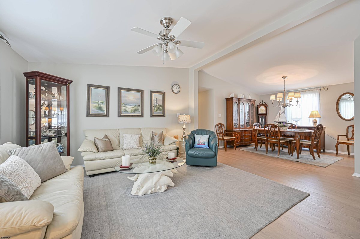 Mpate7333's tweet photo. New Listing Price: $217,000
28 Knollwood Dr, Mays Landing, NJ 08330 is a fantastic property with 2 bedrooms and 2.0 bathrooms.
See more here: https://t.co/n7CwYWlhHC https://t.co/QqwpbQDPdh