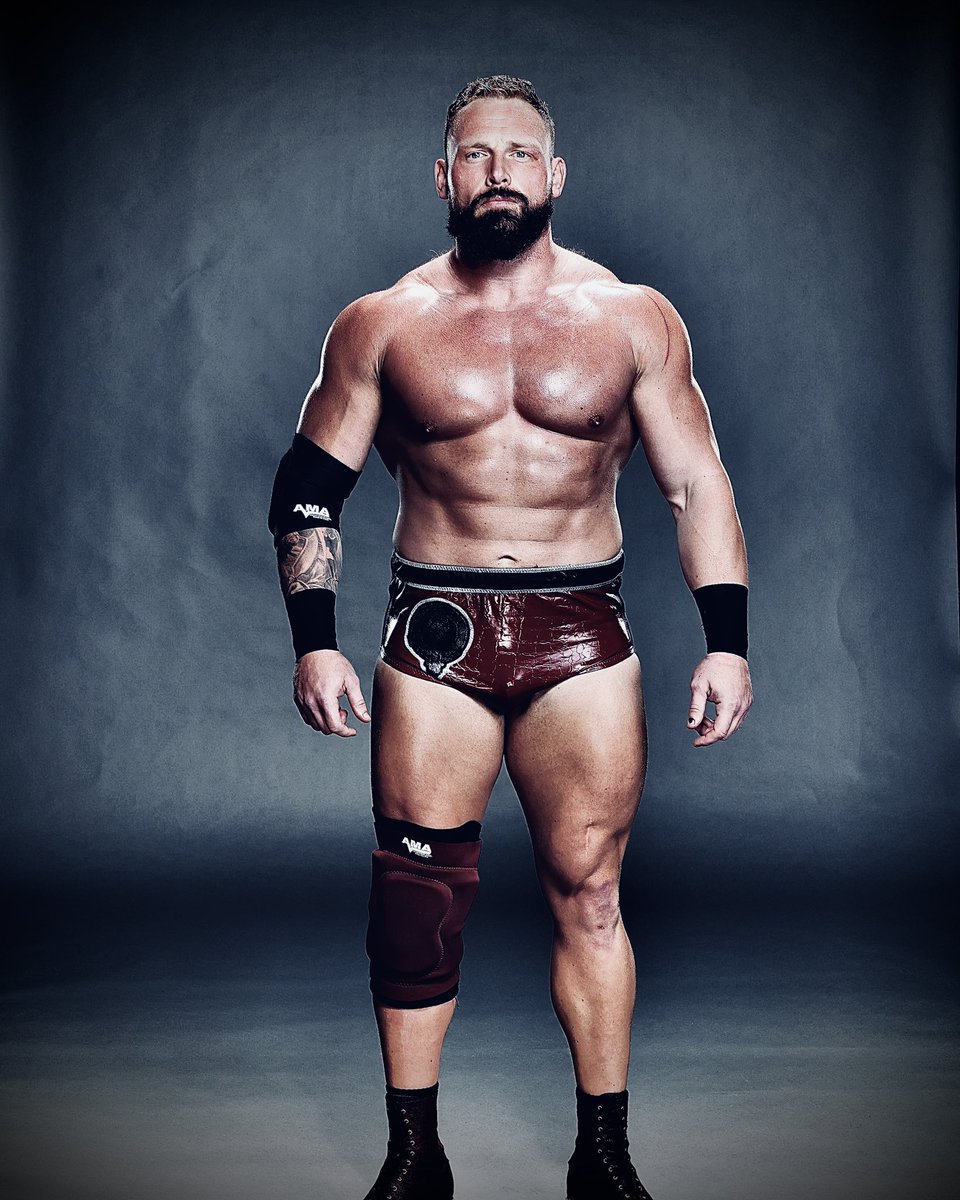 LDMenzies's tweet photo. Everything you will never be….#wwe #wwenxt #redemptionist #thedisrupter #bothercauser #dreamkiller https://t.co/Ut8bK3Utci