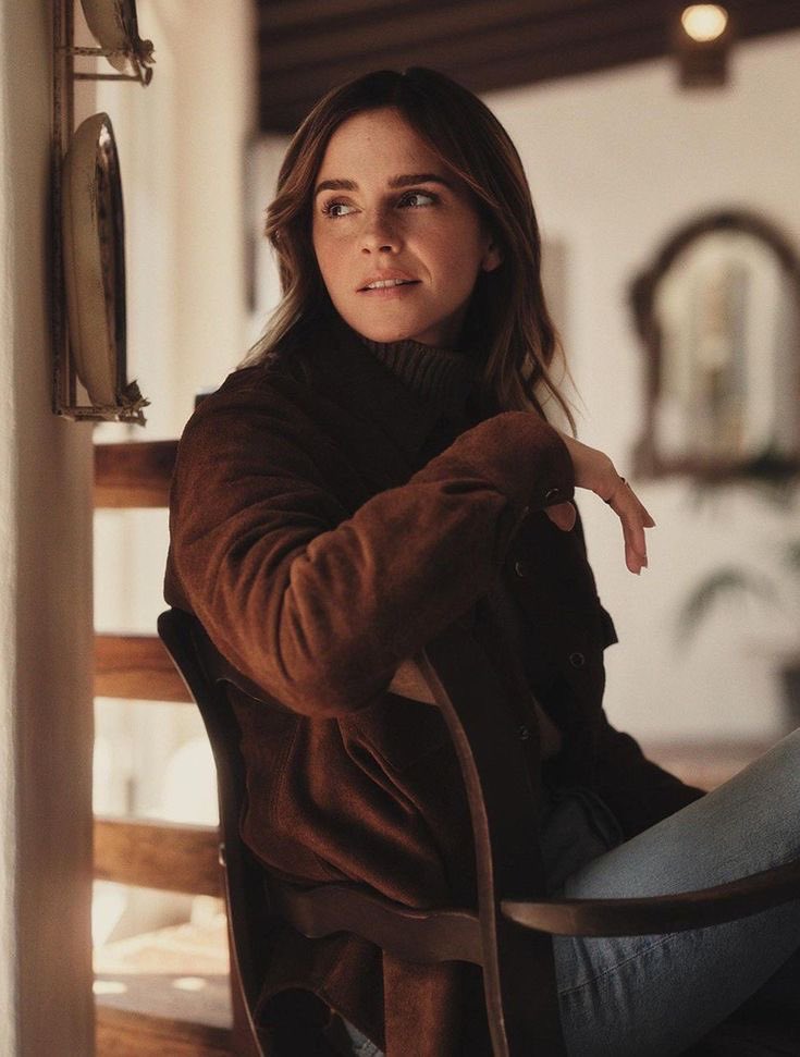 wefilftv's tweet photo. go to pinterest and search:

"celebrity"
"outfit"
"lyrics”
"aesthetic"

quote this with the FIRST pic that appears, that is your vibe https://t.co/Iaobw9H4E3