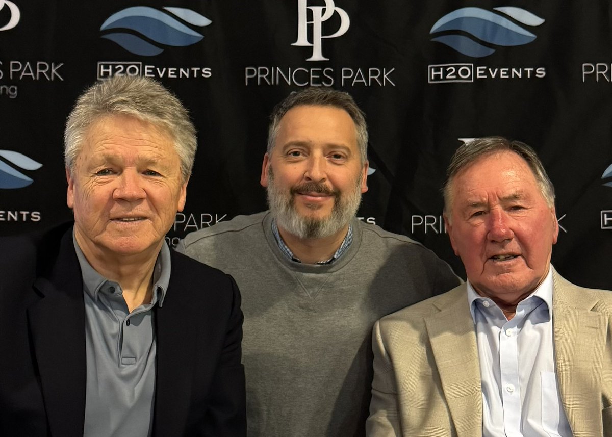 Beyond honoured to meet these Legends tonight. Keith Burkinshaw and <a href="/Steve6Perryman/">Steve Perryman</a> at <a href="/SEthamesspurs/">South East Thames Spurs official supporters club</a> and <a href="/berti1976/">Steve H20 EVENTS</a> event in Dartford.