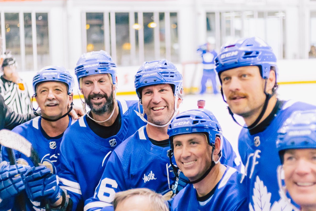LeafsAlumni's tweet photo. That Friday feeling with your buds! 😁

📷: Brandon Santos

#LeafsForever #leafs #leafsnation #mapleleafs #mapleleafsalumni #maple #toronto #canada #nhl #nhlhockey #puck #pucklife #hockeypuck #blue #white #kyper #corson #giller https://t.co/ZDRZJxRvWr