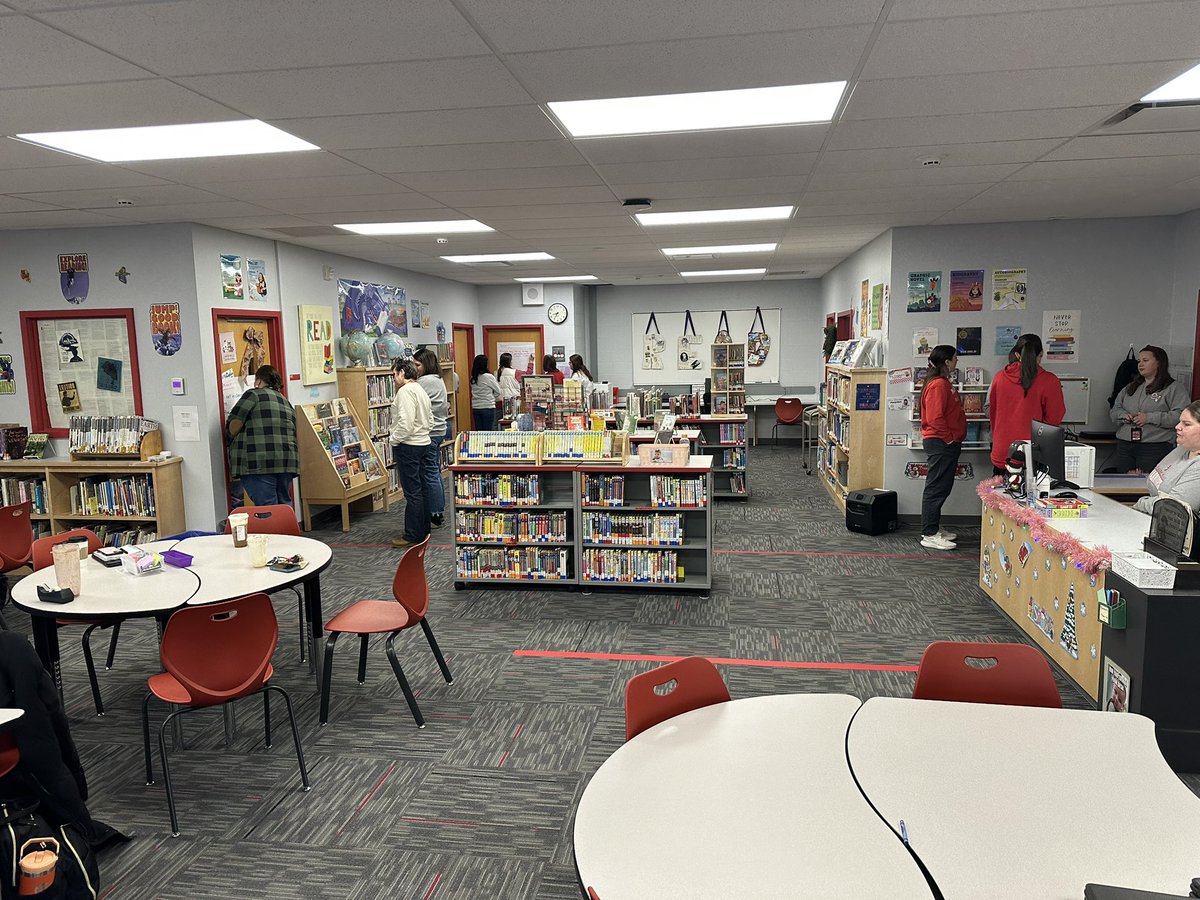 The <a href="/CVCSDWarriors/">CV Schools</a> Math Team collaborating across K-8 classrooms this morning on the learning structures of <a href="/iReady/">i-Ready</a> to best understand, develop, and move forward with our teams ♥️🖤🤍 @CvSupt <a href="/CVAsstSupt/">Michelle Feyerabend</a> <a href="/JenniferYurko/">Jennifer Yurko</a> <a href="/CVpdfamily/">Jessica Carl</a> <a href="/CVMSWarriors/">Eric E. Attleson</a> <a href="/CodeRedMath/">Cody Osterhout</a> <a href="/VolkertMath/">Paul Volkert</a>