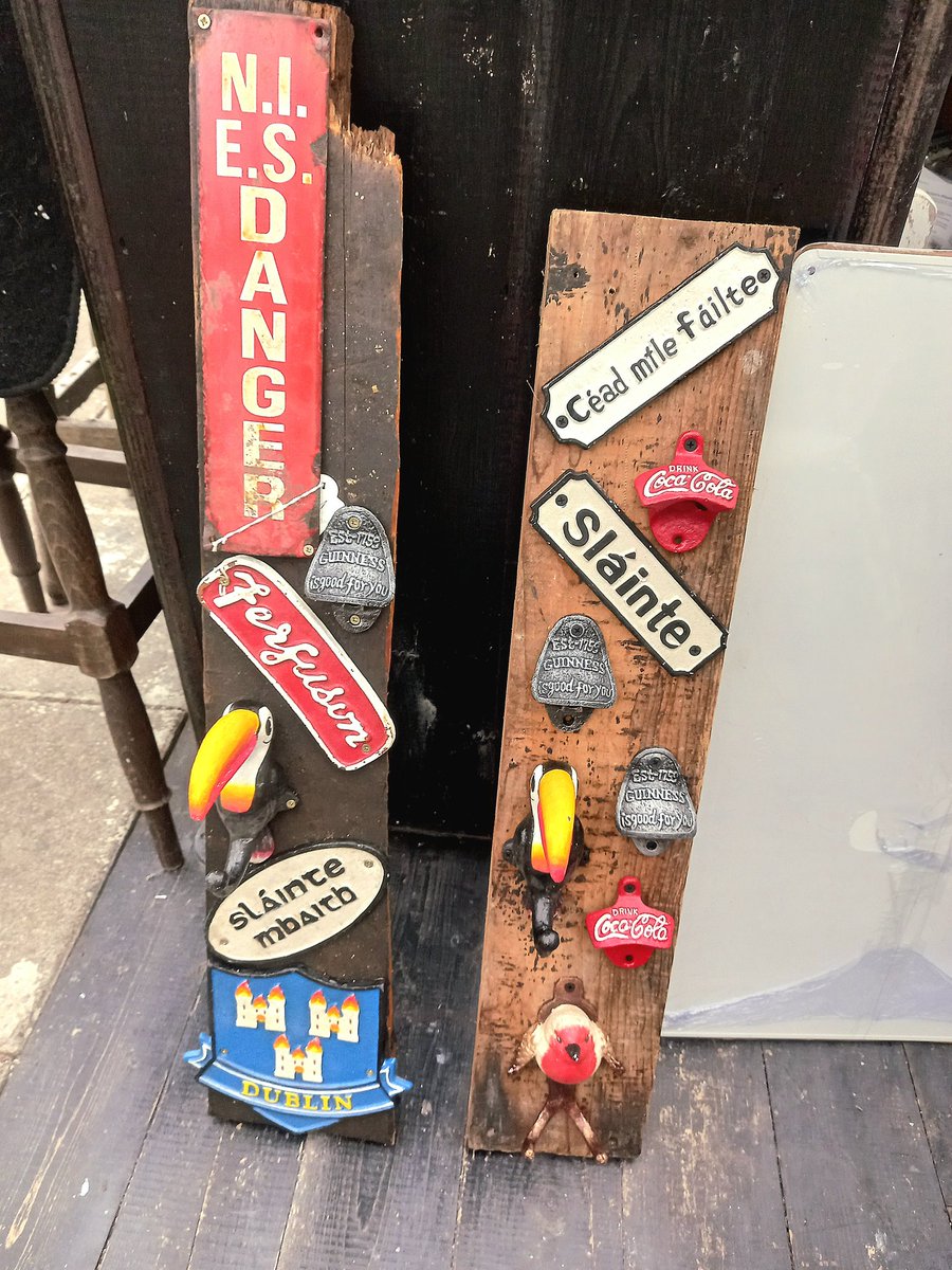 Biggest Christmas flea in Ireland! 100+ traders indoor &amp; outdoors stalls. Crafts, #collectables #antiques #retro clothes &amp; gifts. On Saturday &amp; Sunday Phibsboro. 
 @Industrialworxsalvage