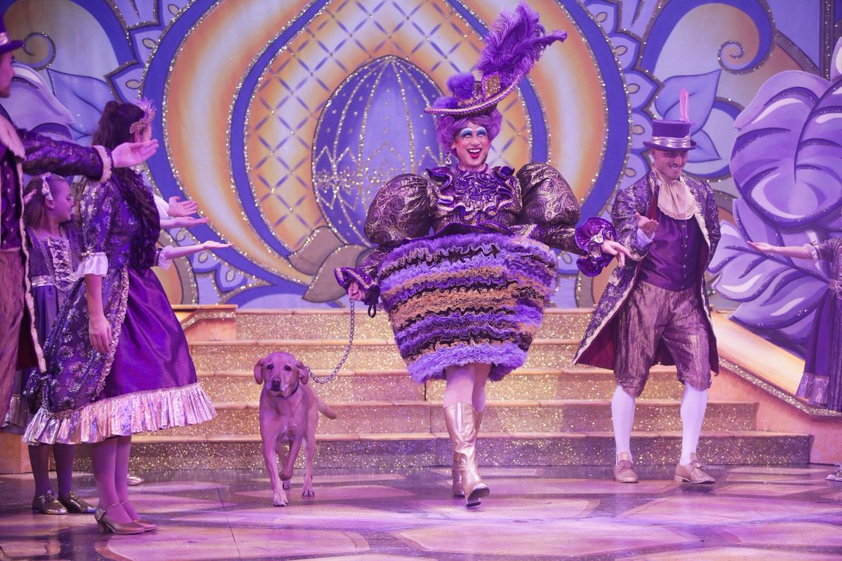 IanHallard's tweet photo. Happy #PantoDay! This year’s theme is Family, so it’s appropriate that I take a moment to celebrate Bob’s professional stage debut at ⁦@TowngateTheatre⁩. He’s doing me very proud! https://t.co/J9ernkVljU