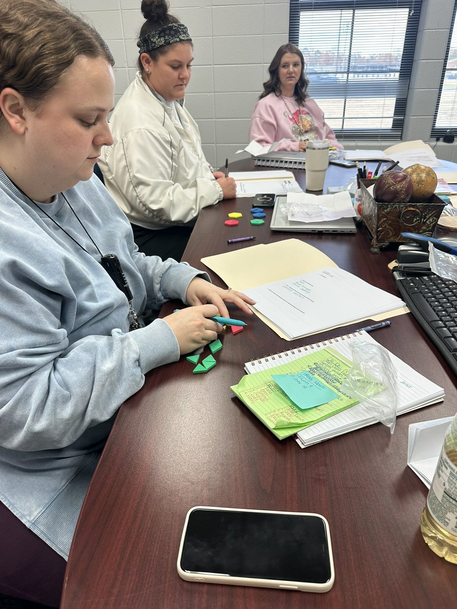 MIS_MathMovers's tweet photo. Great PLC today @MoodyMiddleSch on upcoming fraction units.  Great instruction ahead for our kiddos!  @AMSTIJSU @OMIALSDE @sccboe https://t.co/6vixLzoX81
