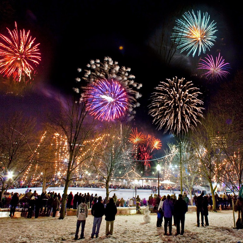 FirstNight's tweet photo. Happy Friday and here are some #FirstNightBoston fireworks to celebrate the start of the weekend! This year, we will have 7:00 p.m. fireworks at Boston Common and fireworks shooting out of Boston Harbor at the stroke of midnight.

📷: The Skating Club of Boston https://t.co/g5iV6dGVxO