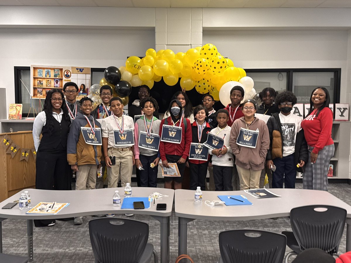 MsIbhade's tweet photo. @WoodlandVoice1 are soooo proud of our Spelling Bee class winners!! Our Winner will be a Great representation of our dedication to #teaching and #learning!! Thank you @ICOACHWiley @TheKaonisT for always supporting our scholars 🐝 https://t.co/aA9uDpiu9z