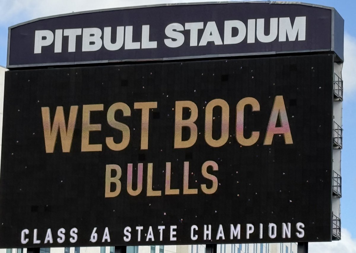 FHSAA's tweet photo. 🏈🏆🥇The West Boca Raton Bulls are your #FHSAA 6A Football State Champions! Their first State Title in school history! Congratulations! @WestBocaBullsFB