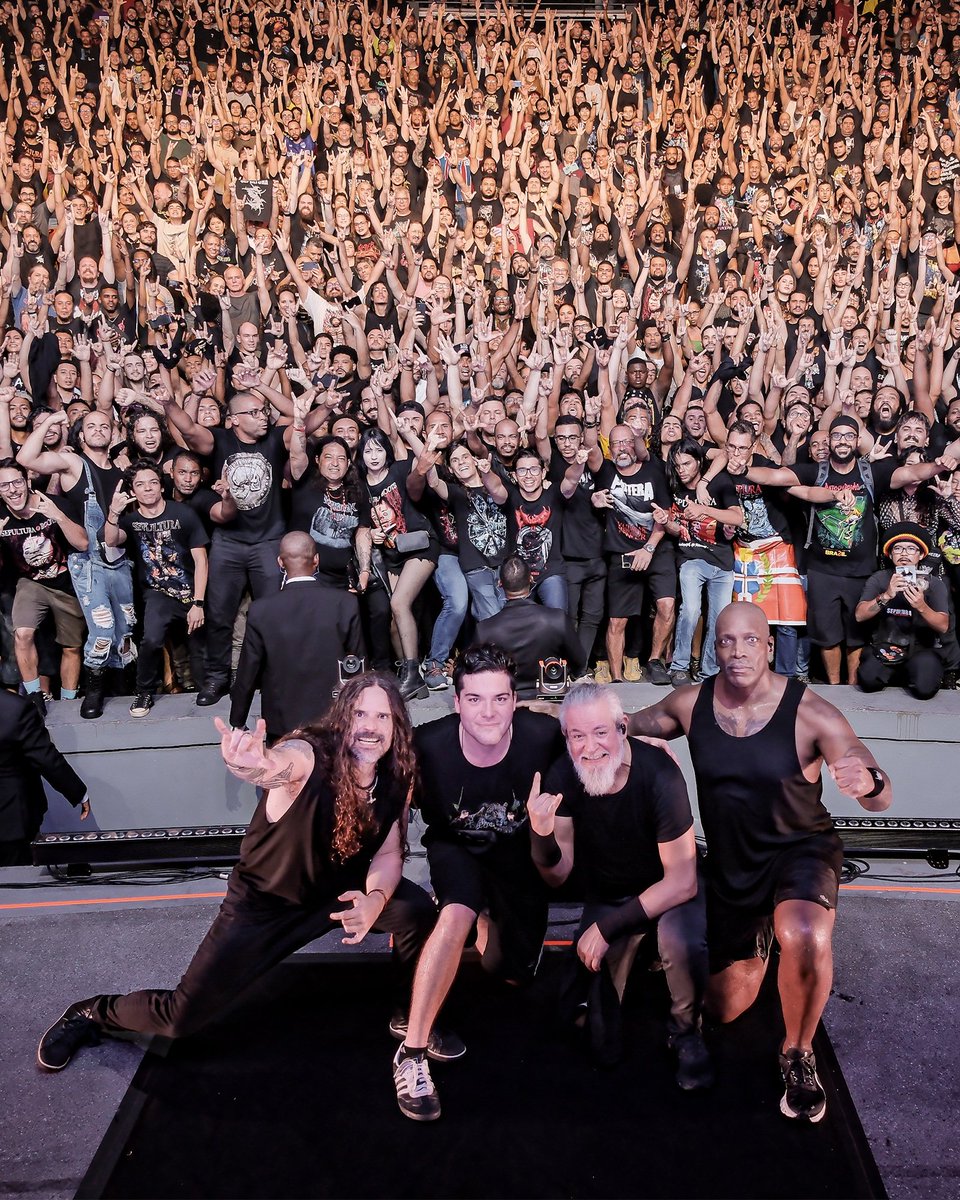 sepulturacombr's tweet photo. Killer show at Salvador last night, on Thursday you all proved that listening to metal has no time or day and you really put in a lot of energy! 

A show we won't forget! Recife, you're next! 🔥🔥🔥

📷: @oldriff https://t.co/hJjxn3slr9