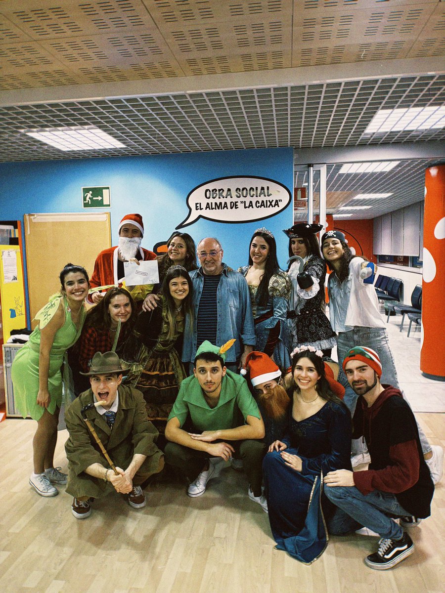 De lo mas bonito que hemos hecho en este hospital y durante la carrera❤️‍🩹✨🎄🩺