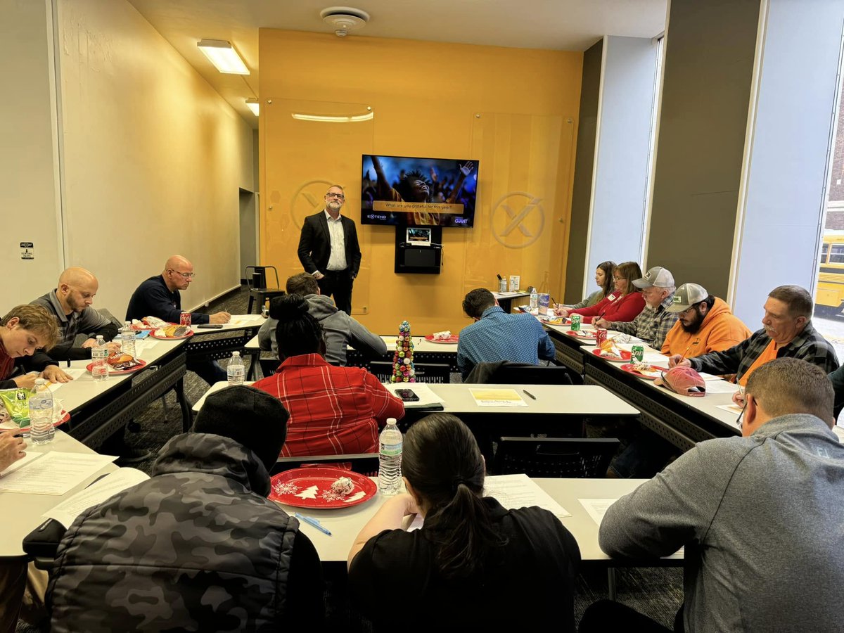 theEXTENDGROUP's tweet photo. Our Lunch &amp; Learn wasn’t just a workshop — it was a catalyst for change. Together, we reflected, reset, and reignited our leadership for 2025. Your feedback? Mission accomplished! Let’s lead with intention, trust, and clarity this year!

#Leadership #SelfAwareness #2025Goals https://t.co/4hfeSsCouT