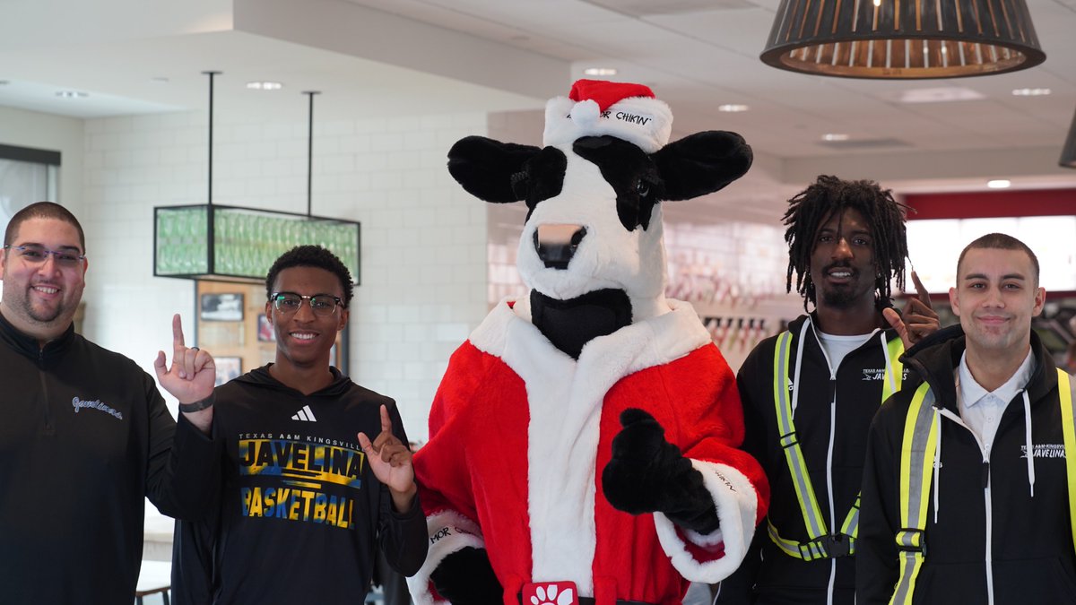 JavelinaSports's tweet photo. Great to get out into the community with our friends at Chick-Fil-A!

Reminder, Sunday's matchup against West Texas is FREE admission with a donation of two canned goods!

#GoJavelinas https://t.co/qt1wvFrLMn