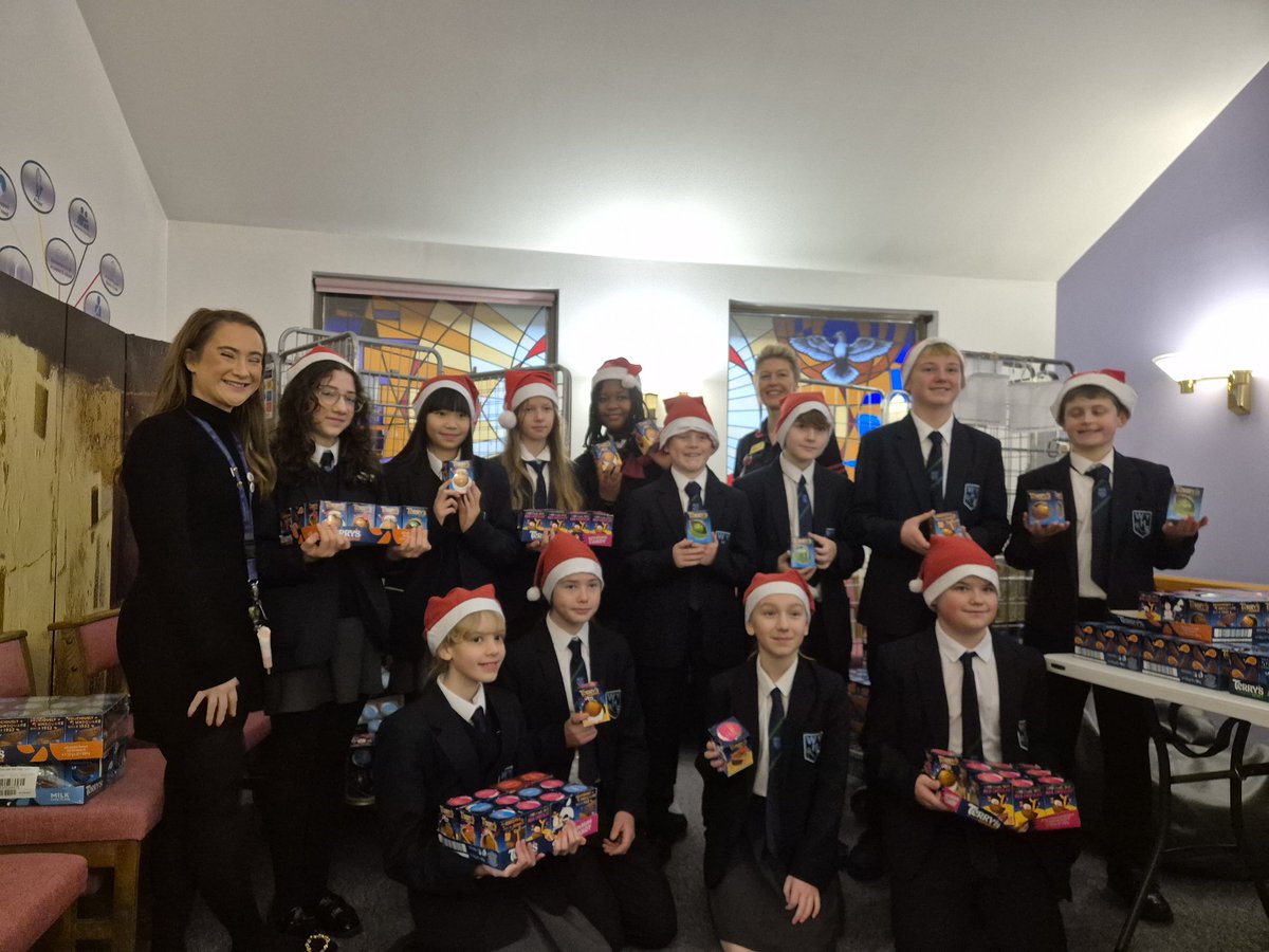 SeanDebbie's tweet photo. Great to get over to @WWLNHS  today and drop some choxxy oranges for the staff https://t.co/PB6RKRiaC1