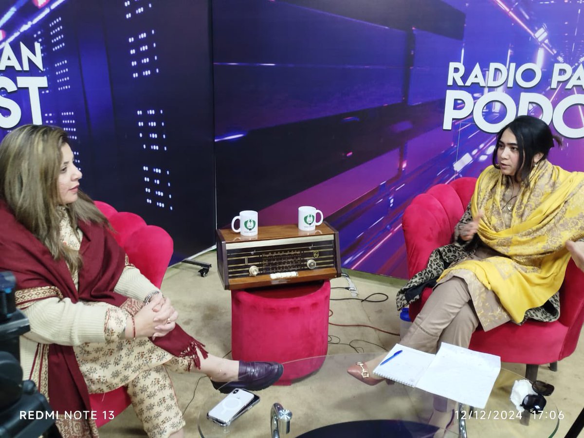 sabheenghoury's tweet photo. Radio Pakistan Podcast for it's Youtube channel at Information and Broadcasting Office Islamabad. #islamabad #MOIT #Pakistan #PakistanZindabad #radioprogram #NationalAsset https://t.co/uj2pJq3TCg