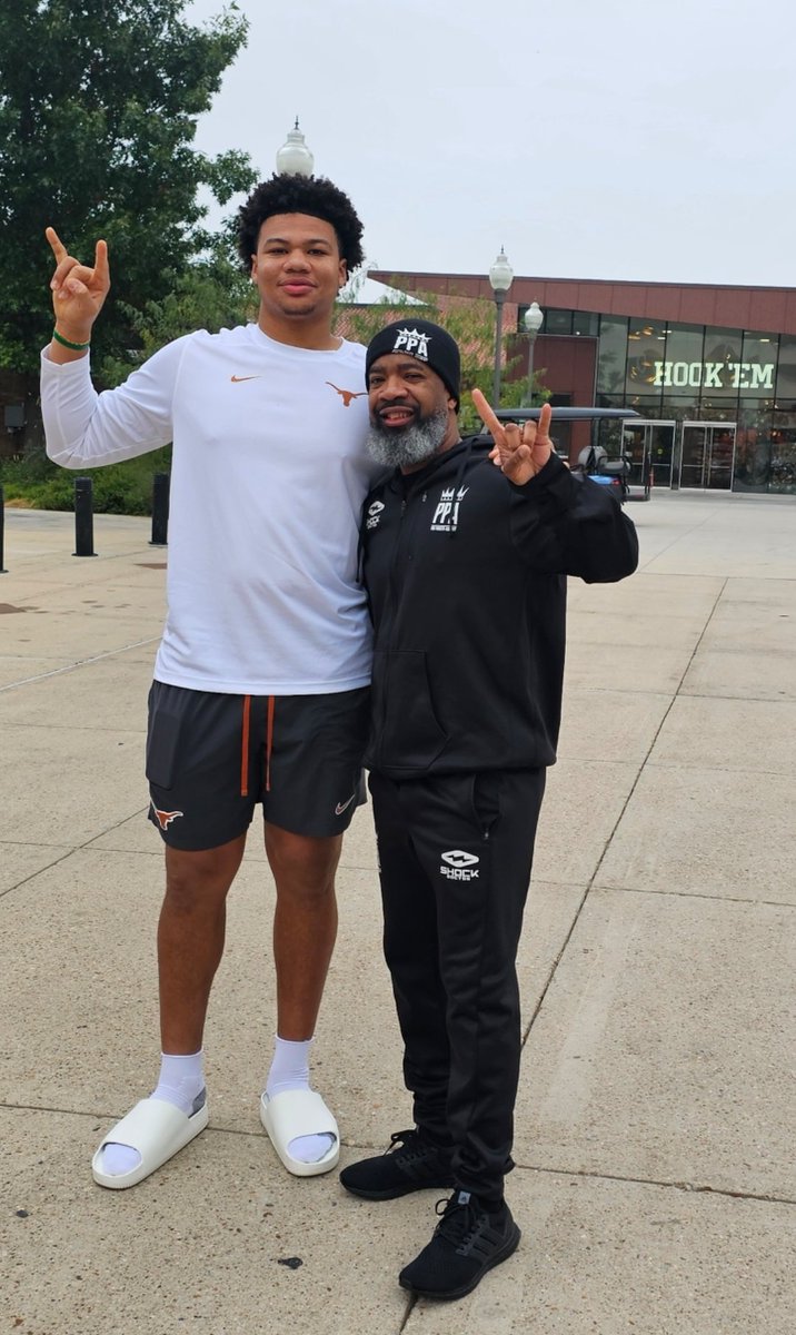 PRO PROCESS ACADEMY 7vs7 (@coachlawrencept) on Twitter photo Had to go catch up wit my guy TE Jordan Washington before the Clemson @ Texas CFP match-up!!!
HOOK'EM!!! π€πΎ PPA ALL DAY!!!
<a href="/CoachShonn/">Coach Shonn</a> <a href="/natec558/">Coach Nate Pro Process Academy 7v7</a> <a href="/a1_trainings/">@Athlete-Depot</a> <a href="/_KadePhillips/">Kade Phillips +</a> Had to go catch up wit my guy TE Jordan Washington before the Clemson @ Texas CFP match-up!!!
HOOK'EM!!! π€πΎ PPA ALL DAY!!!
<a href="/CoachShonn/">Coach Shonn</a> <a href="/natec558/">Coach Nate Pro Process Academy 7v7</a> <a href="/a1_trainings/">@Athlete-Depot</a> <a href="/_KadePhillips/">Kade Phillips +</a>