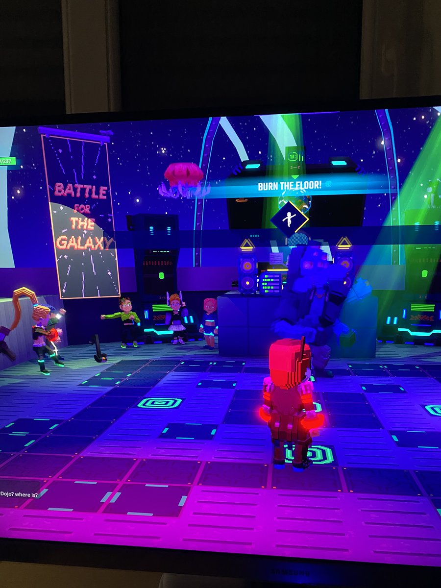 Winne752's tweet photo. Training at the Battle of Galaxy Dojo in @TheSandboxGame. Preparing to defend the universe, one punch at a time! 🥋🌌 @dancefightapp https://t.co/b9pwxa4mLD #TheSandbox #AlphaSeason4 #AS4SocialChallenge https://t.co/mvcpFxGlQB