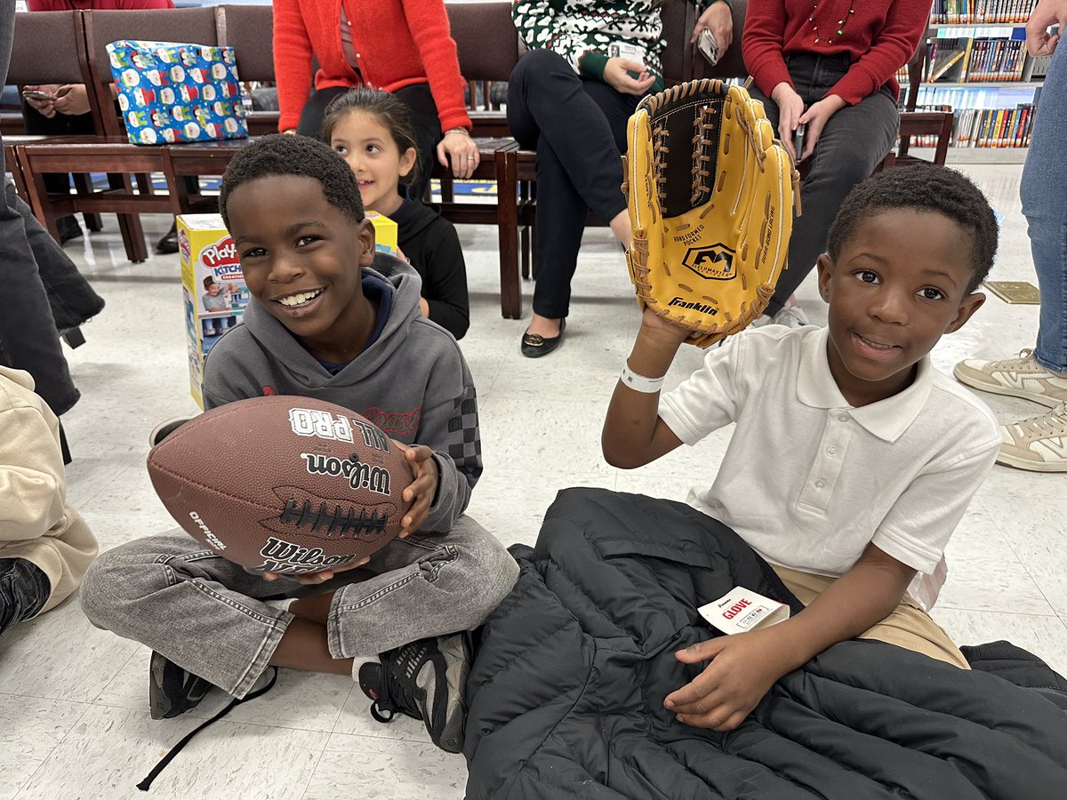 Hillsborough Schools tweet media