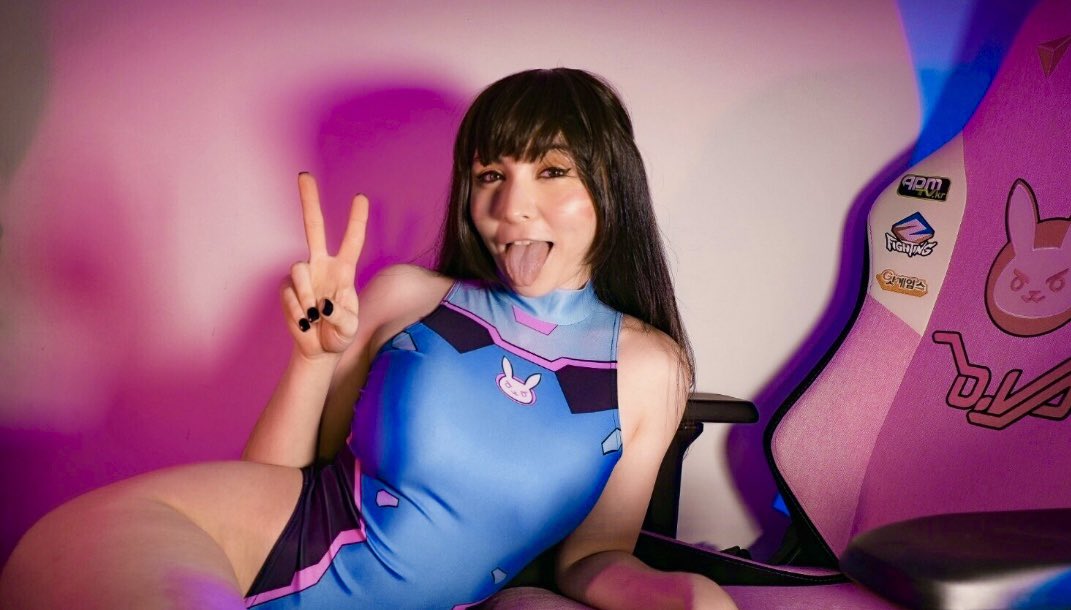 TheAmandaXXX's tweet photo. @Erokawa_Berry @SlyPerformer The GOAT, it’s https://t.co/FhyMEeatJl or quit and re-queue https://t.co/AdP7Qu9yui