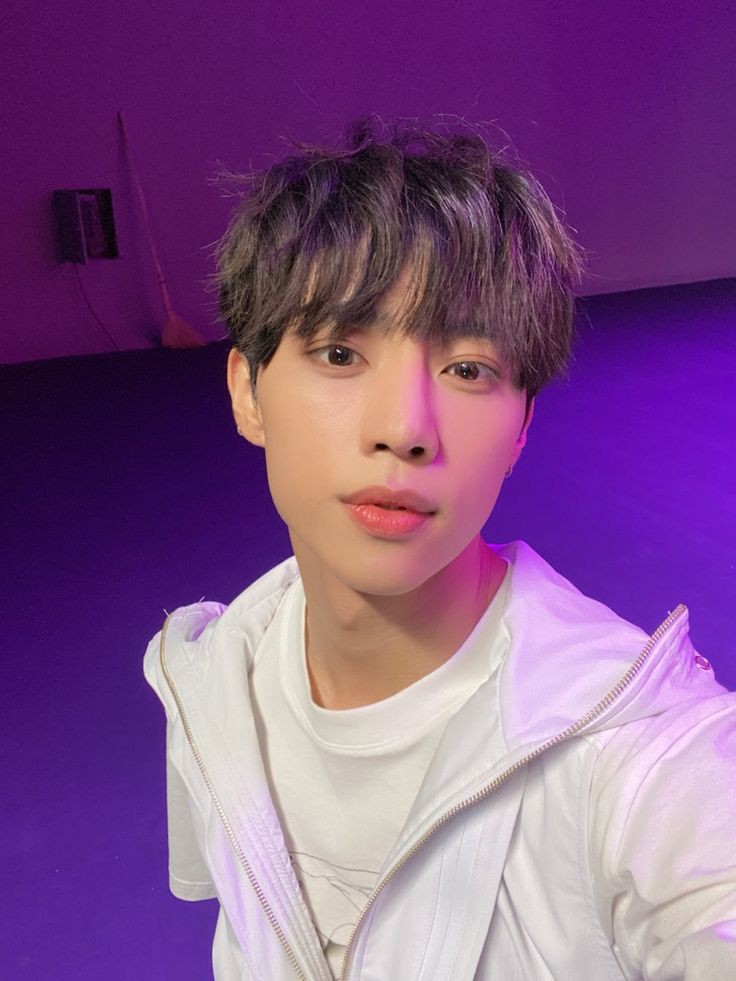 strobelitz's tweet image. 