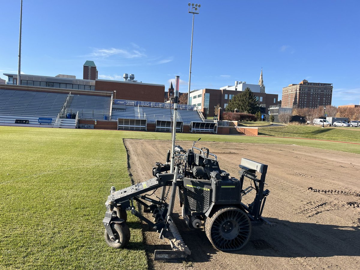 TurfMarkLLC's tweet photo. Laser grading and installing new HGT on goal boxes for St. Louis University. https://t.co/GsVMeMbS87