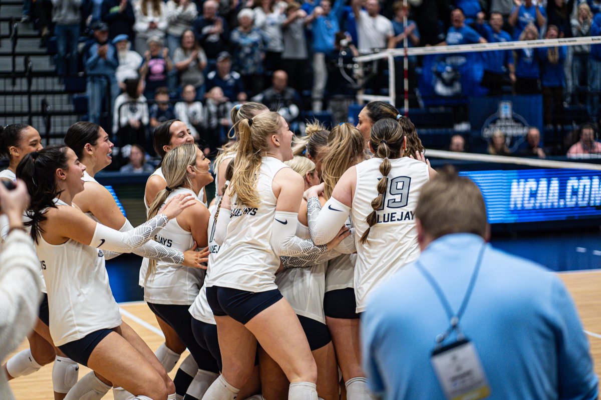 CreightonVB's tweet image. THE MOMENT

#GoJays
