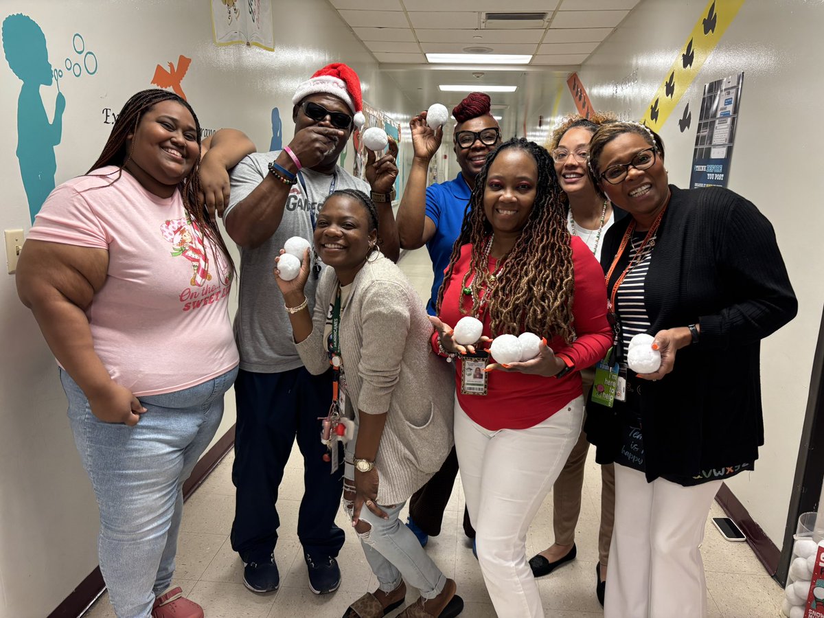 Oriole Elementary (@orioleelem) on Twitter photo Team Bolden versus Team Blue! Our annual Snowball War was epic and just what we needed! #StaffFun @OriolesSoar <a href="/jenescandell/">Jennifer O. Escandell</a> <a href="/BcpsSto/">BCPS School Transformation Office</a> <a href="/browardschools/">Broward Schools</a> Team Bolden versus Team Blue! Our annual Snowball War was epic and just what we needed! #StaffFun @OriolesSoar <a href="/jenescandell/">Jennifer O. Escandell</a> <a href="/BcpsSto/">BCPS School Transformation Office</a> <a href="/browardschools/">Broward Schools</a>