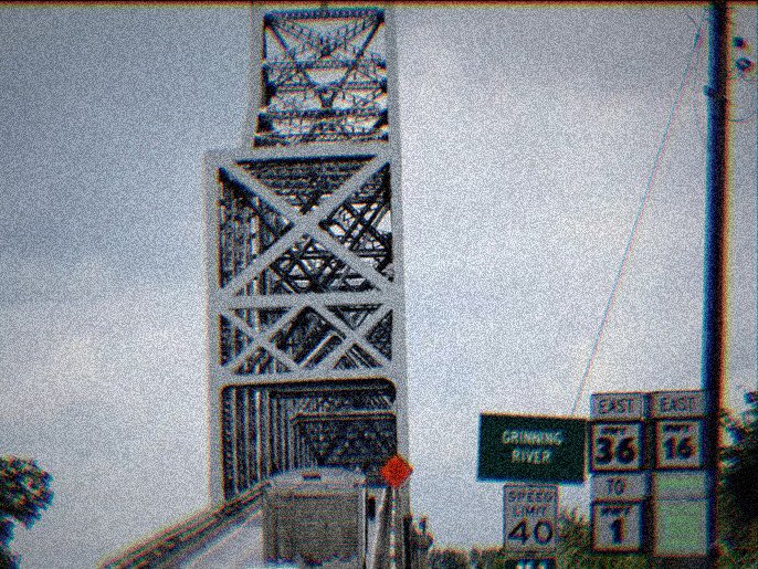 GrantWright8715's tweet photo. The Elliot Ludwig Memorial Bridge is a cantilever truss bridge built in 1938 spanning the Grinning River.
(Based on the US-51 Ohio River Bridge)
#SmilingCritters
#PoppyPlaytime
#SmilingCrittersAU
#Smileland
#GrinningRiver https://t.co/rqO6W2MYne