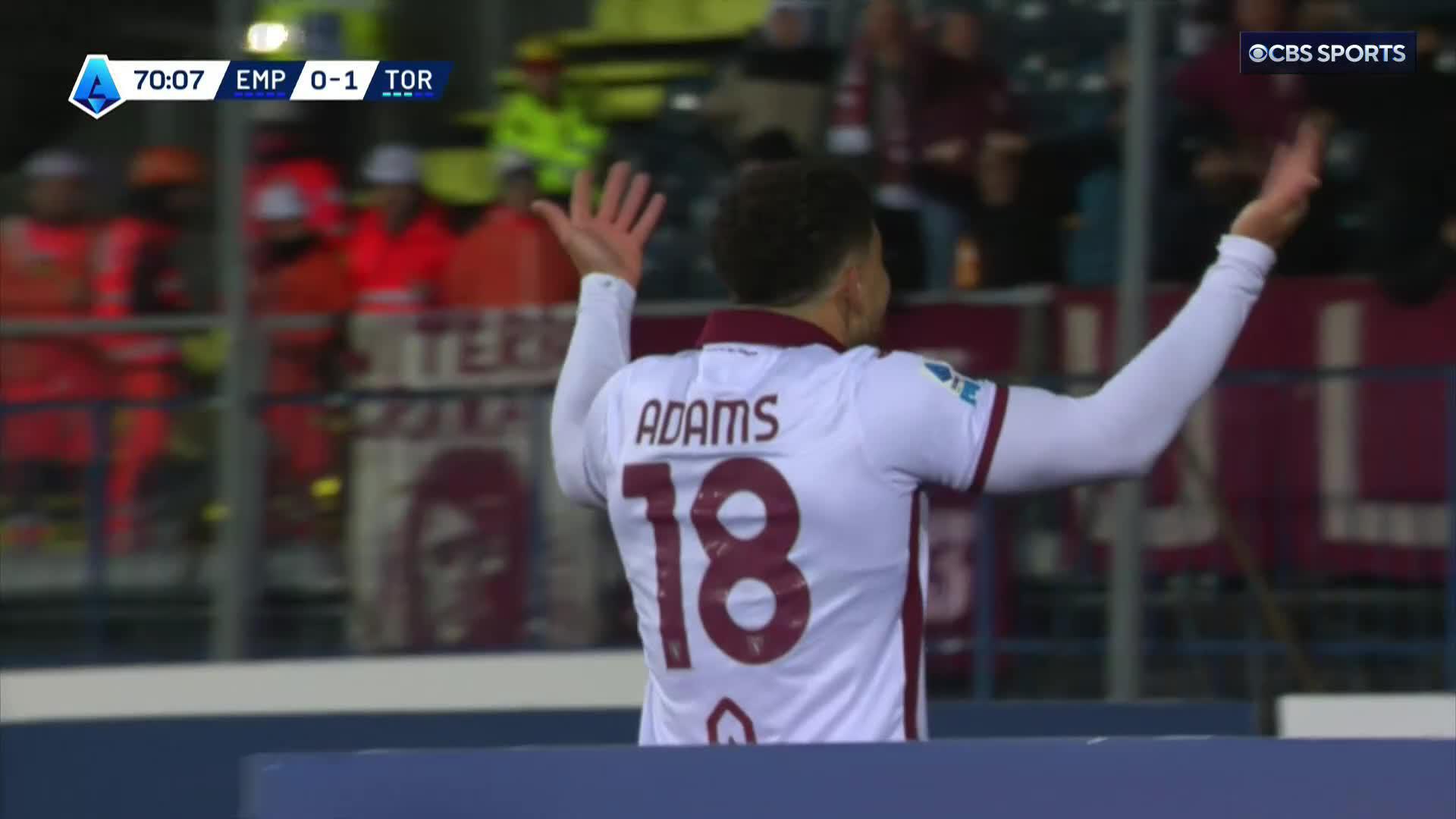 CHÉ ADAMS FROM THE HALFWAY LINE! 🤯