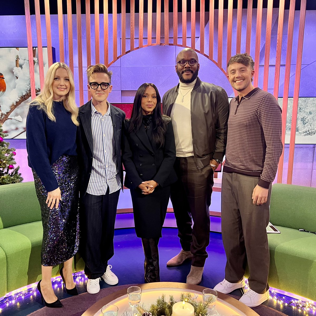 The Creakers Musical (@creakersmusical) on Twitter photo 📺 What’s that creaking sound coming from your television? 🫣
OG Creaker King <a href="/TomFletcher/">Tom Fletcher</a> stopped by <a href="/BBCTheOneShow/">BBC The One Show</a> to talk all things #CreakersMusical! 🔦🛌
bbc.co.uk/iplayer/episod… 📺 What’s that creaking sound coming from your television? 🫣
OG Creaker King <a href="/TomFletcher/">Tom Fletcher</a> stopped by <a href="/BBCTheOneShow/">BBC The One Show</a> to talk all things #CreakersMusical! 🔦🛌
bbc.co.uk/iplayer/episod…