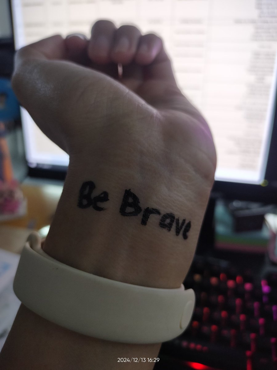 aassolidiers's tweet photo. "May you find peace within yourself and forgive who you are for the things you failed to be." @breatheapril
#AVeryBraveApril
#BraveryDay
#AASDC https://t.co/THICHbtrsF