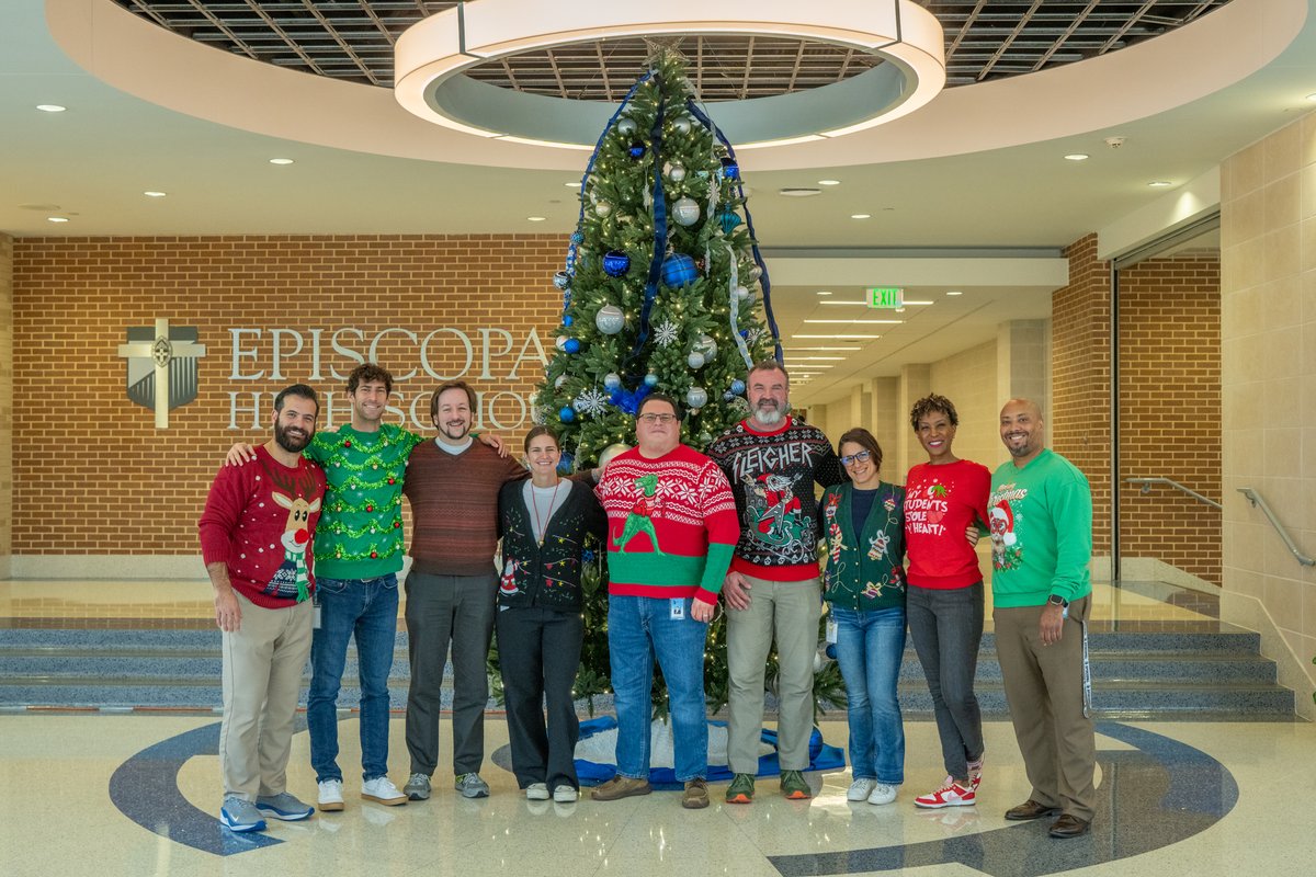 The deans would like to wish you all good luck on exams next week. One minute closer to Christmas, Knights!! 🎄💙🎄