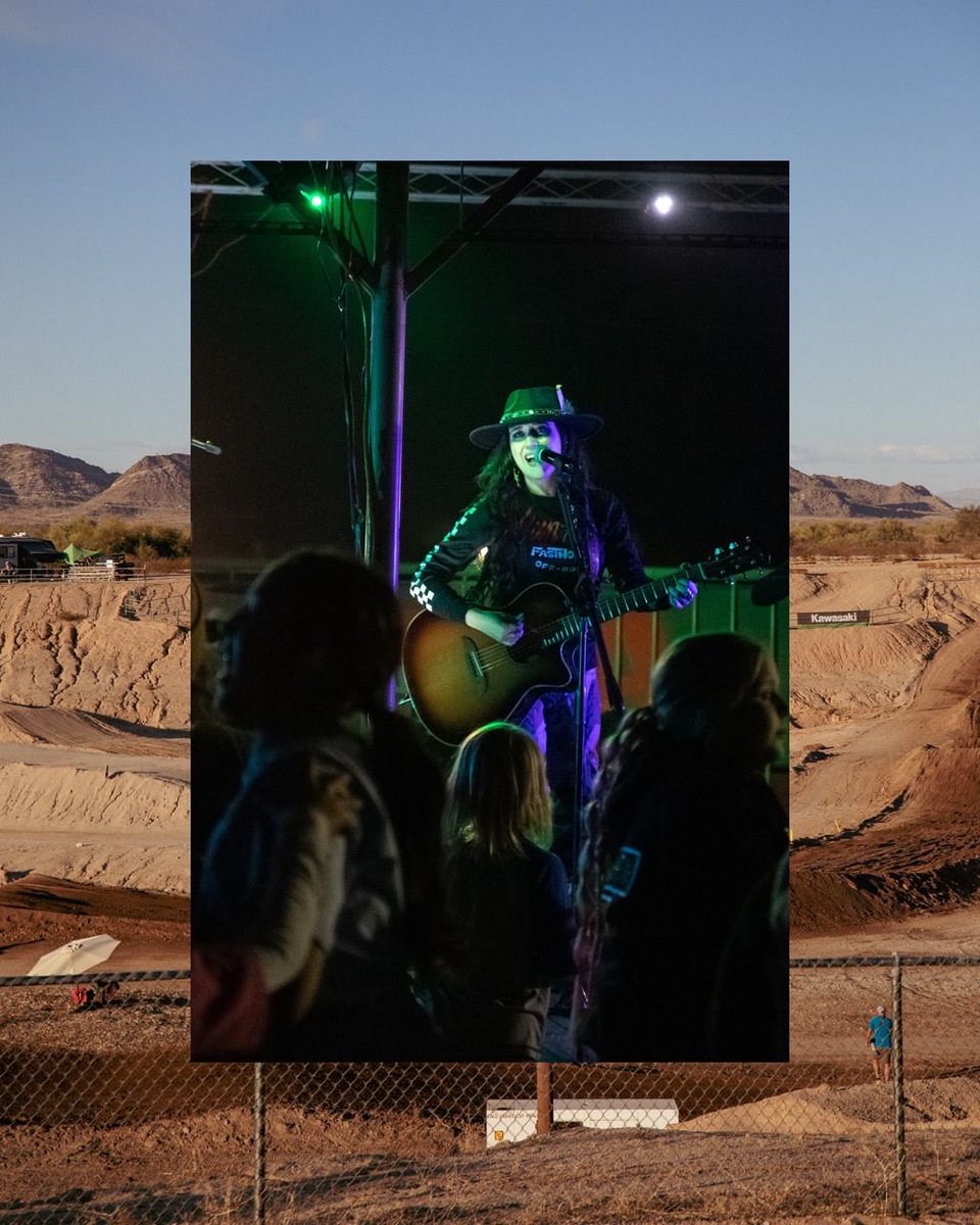 RuthHarris949's tweet photo. Had an incredible time performing at the Arizona Open Championship Motocross Race! 🏁🎤 It was an honor to share the stage with such amazing athletes and fans. Thank you for the unforgettable experience https://t.co/0gSSGdRXLr