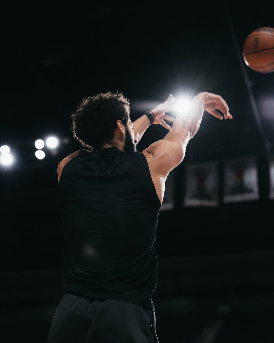 windycitybulls's tweet photo. Shining. https://t.co/mFv1jGW2kt
