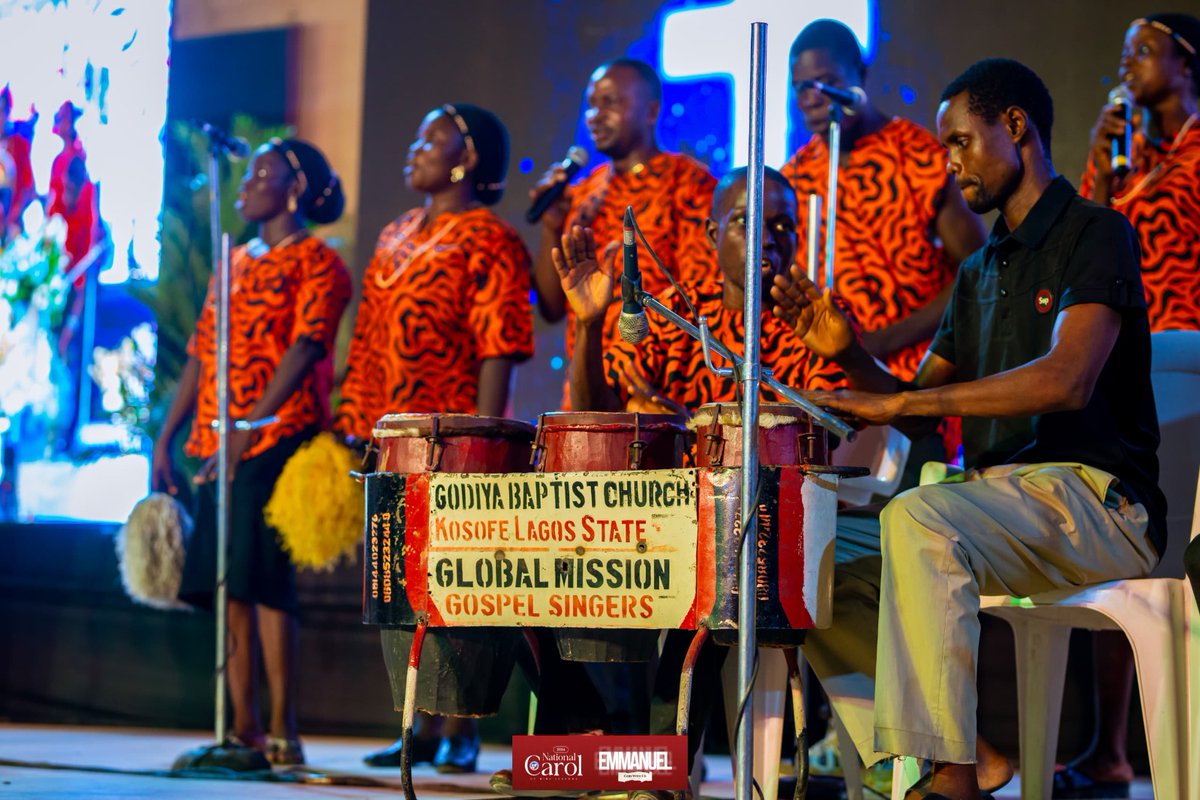 OfficialNBCHQ's tweet photo. The Hausa choir of Godiya Baptist Church, Kosofe spiced the carol with their beautiful music.

The President, Rev. Dr. Israel Akanji, couldn't resist the urge to dance with them.

Emmanuel is among us.

#NBCNightOfWonders
#NigerianBaptistConvention https://t.co/3NpV5B4VF3