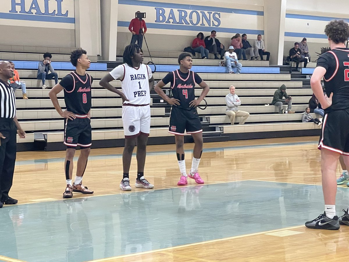 PrepHoopsSC's tweet photo. Baron Classic: Ragin Prep vs Northside Christian to start the day here at Wilson Hall. @LBohnsack_2 #PrepHoops #SwannysRoundballReview https://t.co/DfFEEdfhFo