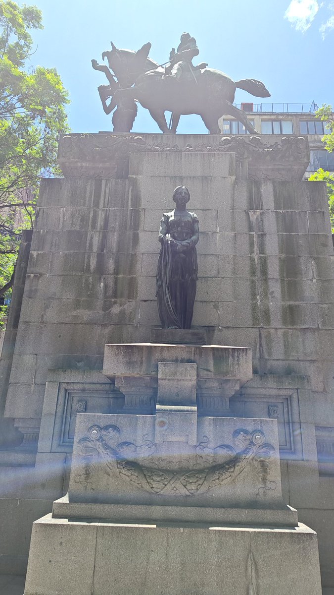 hombregris111's tweet image. #ManuelDorrego
#196Aniversario 
#IndependenciArgentina
#Libertad
#Liberté
#Freedom 
@VickyVillarruel @Armada_Arg
@Granaderosarg @FuerzaAerea_Arg
@gendarmeria
@Ejercito_Arg
@PrefecturaNaval
@PFAOficial
@PoliciaCiudadBA
@PoliciaPBA
@PoliciaCbaOf