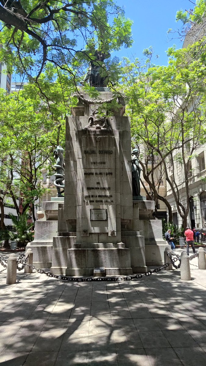 hombregris111's tweet image. #ManuelDorrego
#196Aniversario 
#IndependenciArgentina
#Libertad
#Liberté
#Freedom 
@VickyVillarruel @Armada_Arg
@Granaderosarg @FuerzaAerea_Arg
@gendarmeria
@Ejercito_Arg
@PrefecturaNaval
@PFAOficial
@PoliciaCiudadBA
@PoliciaPBA
@PoliciaCbaOf