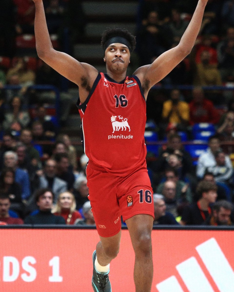 Zach LeDay woke up and chose to DOMINATE today 😤

✅ 33 PTS (career-high)
✅ 4/4 3FG
✅ 4 REB
✅ 37 EFF
✅ WIN