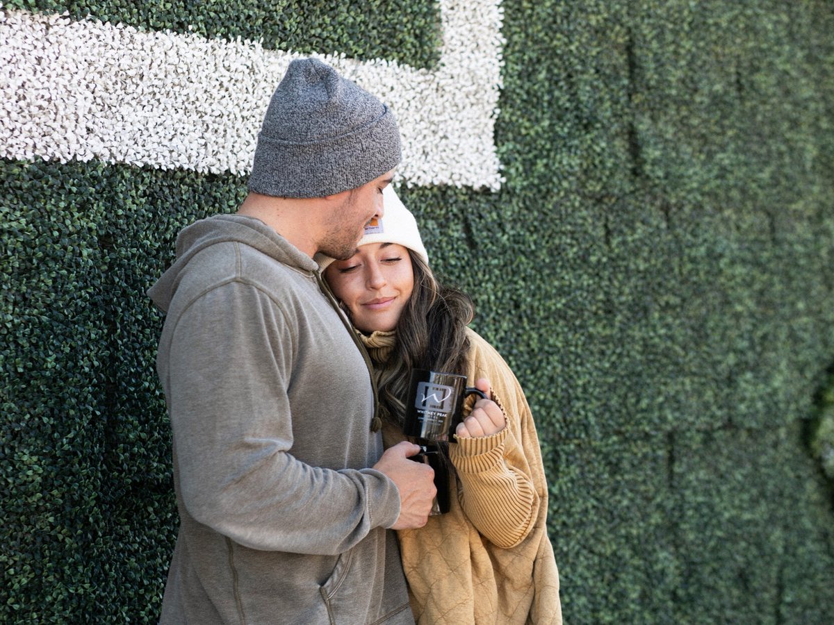 Let's be honest, your sweetheart doesn't need another heart-shaped necklace. 💙   What she does need is a #WeekendGetaway filled with fresh linens, delicious food, and a little adventure. 🏔️ Finish your #ChristmasShopping at bit.ly/BookNowWPH.