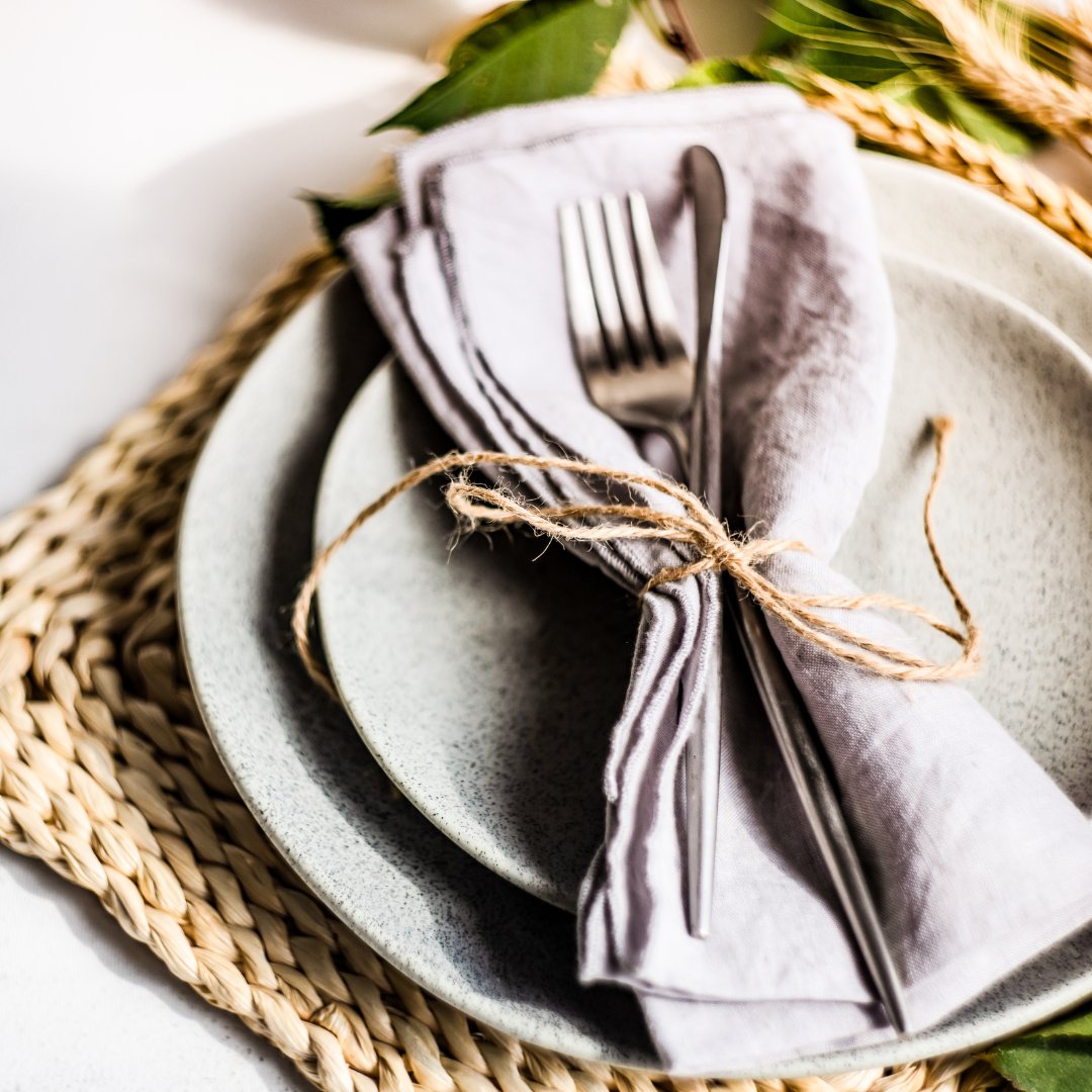 BlakeEstates's tweet photo. Planning a gathering? 🍽️ Make sure you have the right dining utensils for a smooth hosting experience at home. Putting out your best silverware and adding a touch with a napkin and holder can create a welcoming feel.🍴 Check your supplies and get ready to impress your... https://t.co/14HpIMv7Ym