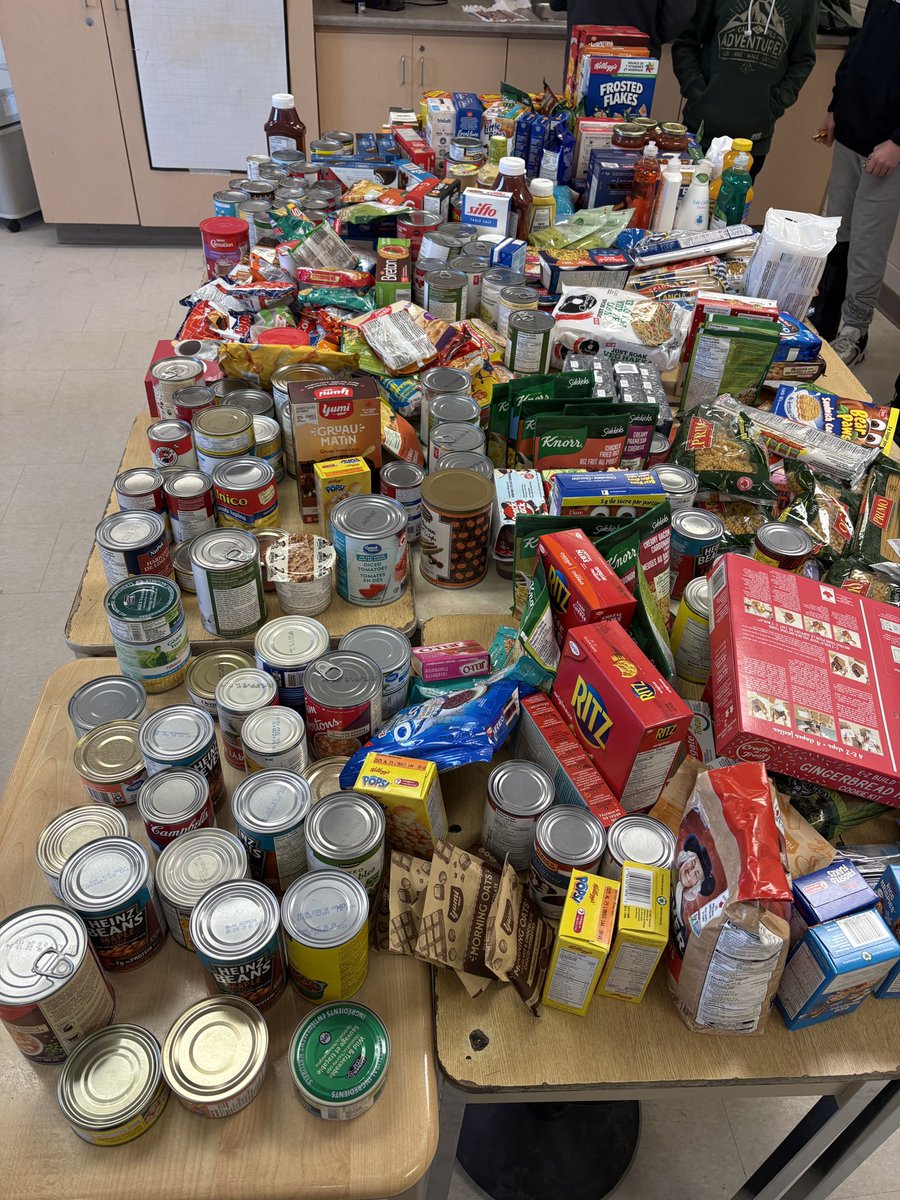 msbbartlett's tweet photo. Thanks @IslandLakePS families for a great food drive! 

So proud of all the hard work my students did to make the “action” element of their food insecurity inquiry a success. 

@orangevillefood https://t.co/0IjJQygqdE