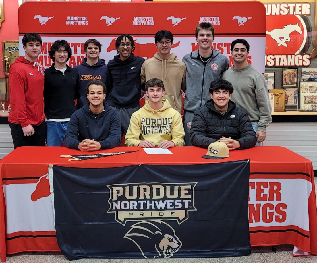 Munster_Sports's tweet photo. Big news! 🎉 Munster senior Zach Wright has signed with Purdue University Northwest to play baseball ⚾ and study pre-physical therapy. Congrats, Zach! Your Mustang family is so proud! 💪🔥 #GoMustangs #NextLevel https://t.co/zJnoURuzia