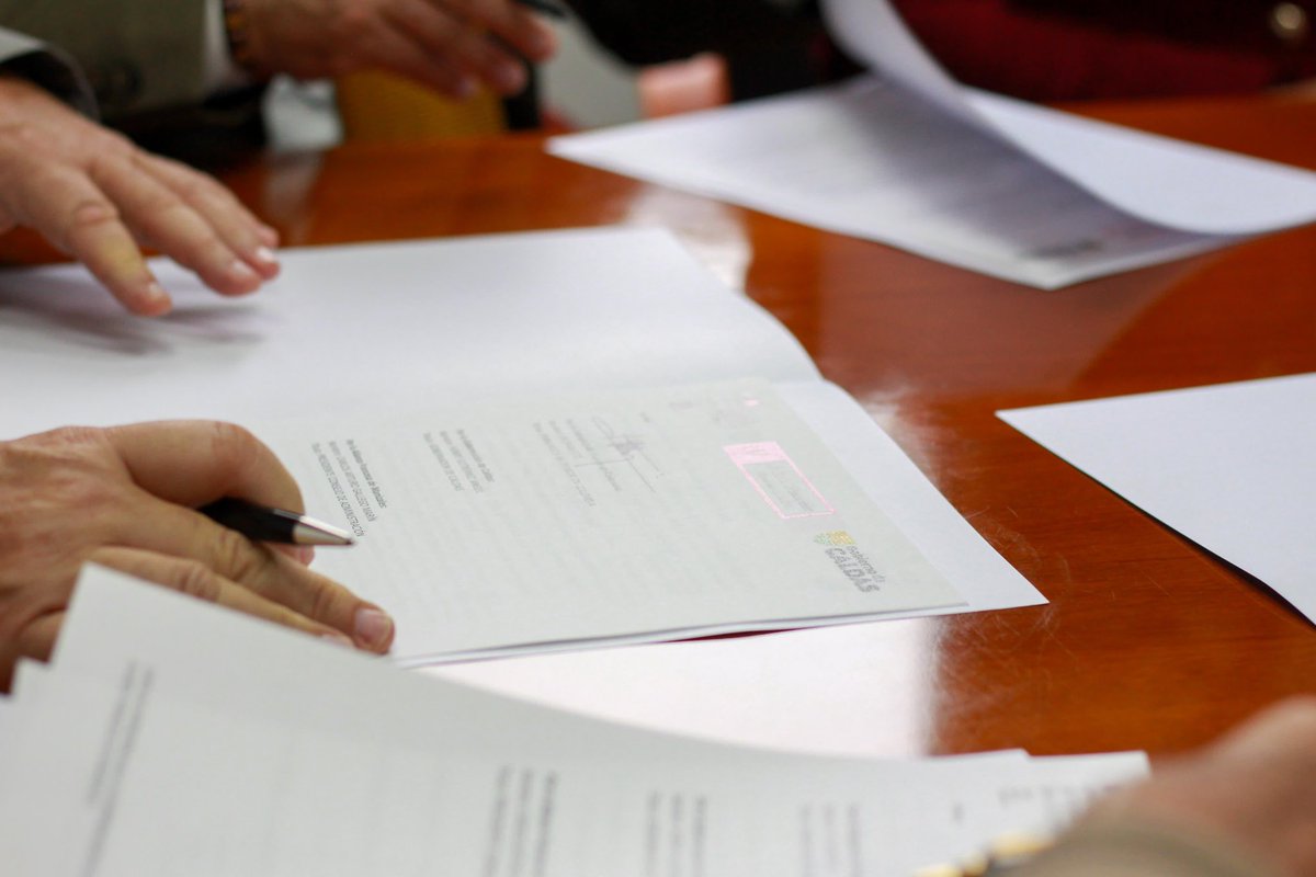 ¡Caldas da un paso firme hacia el desarrollo internacional! Gracias a la alianza estratégica entre el Gobierno de Caldas y la Embajada de Francia, fortalecemos sectores clave como turismo, cultura y educación. 

Este convenio, liderado junto al embajador Sylvain Itté, abre