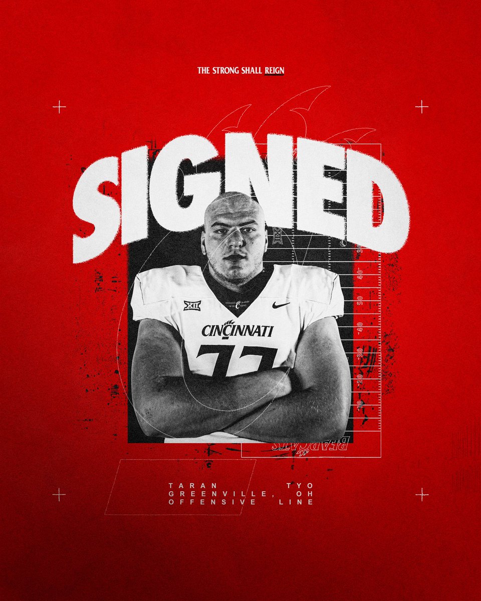GoBearcatsFB's tweet photo. 𝐒𝐈𝐆𝐍𝐄𝐃 ✍️
Welcome to Cincinnati @tyo_taran 
#TheStrongShallReign X #Bearcats https://t.co/LACJwlDOM6