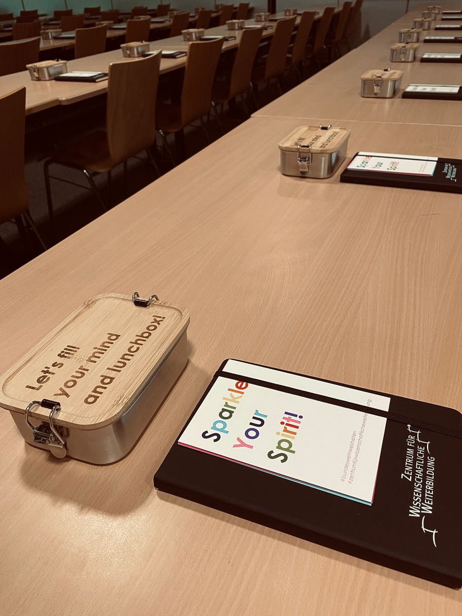 Heute begrüßten wir 44 Studierende der 11. Generation des  MFIS an der #HSU. Wir wünschen den Studierenden viel Erfolg im Studium///
/////Today, we welcomed 44 students of the 11th MFIS generation at #HSU. We  wish the students all the best for their studies.