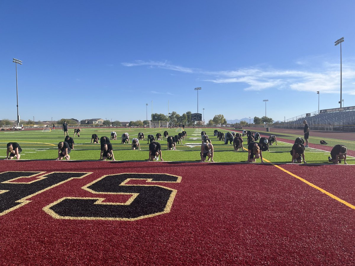 SRHSFootball1's tweet photo. Speed School Day 8 #DevelopedHere https://t.co/fvla3jgnPq
