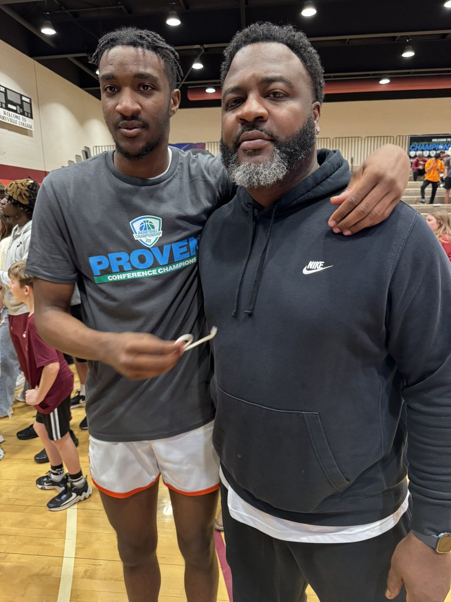 Darius Martin (@dariusmartin_13) on Twitter photo 
