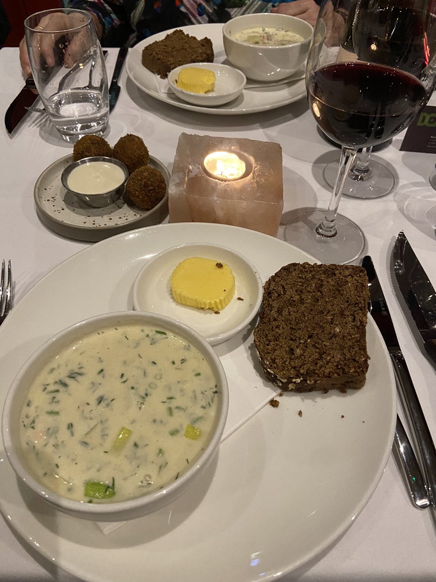 Beathhigh's tweet photo. Sublime chowder (and wheaten bread!) at Deane’s in Belfast. A meal in itself… (Okay, I had a side of haggis balls too…) https://t.co/hF14lyTcxA